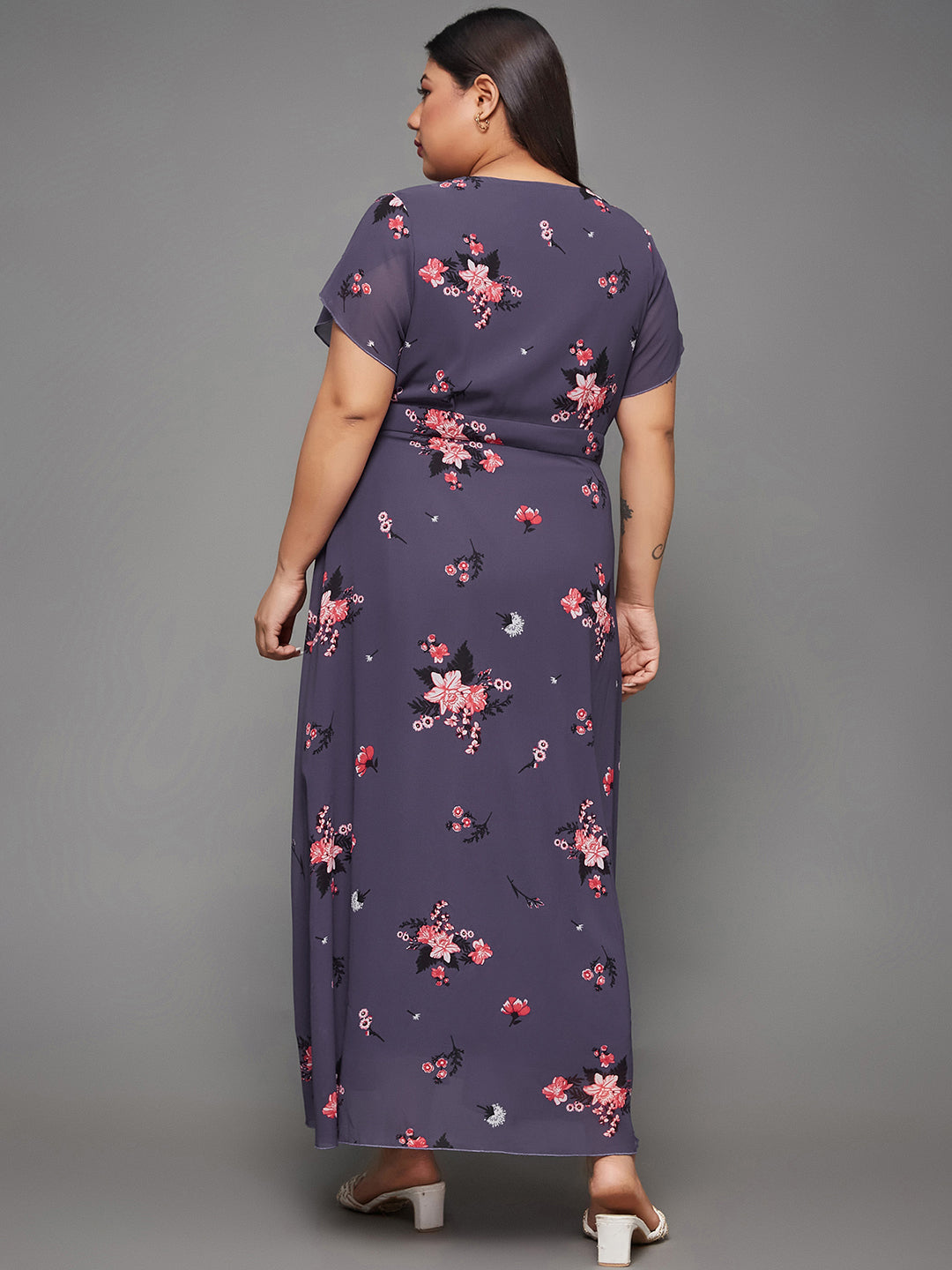 Body Bliss Multicolored Base Lavender Floral Pleated Midi Dress for Women