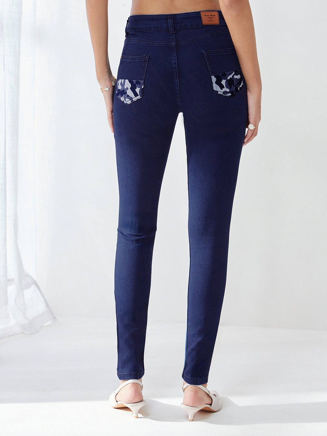 CHASEstretch™ Navy Blue Printed Fabric Detailing Skinny Fit Mid-Rise Denim Stretchable Jeans For Women