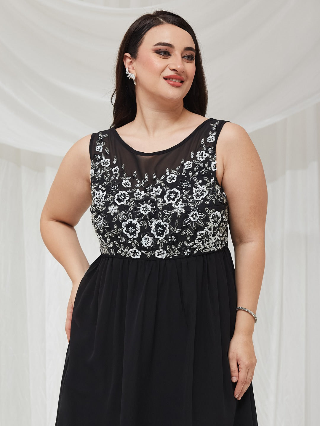 Black Boat Neck Sleeveless Solid Embellished Maxi Dress for Women — Miss Chase A+