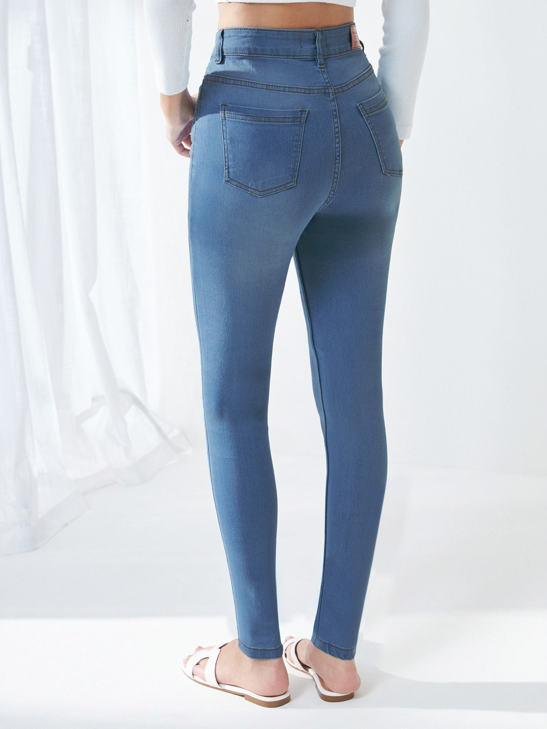 Blue Skinny High Rise Mild Distress Regular Stretchable Denim Jeans for Women