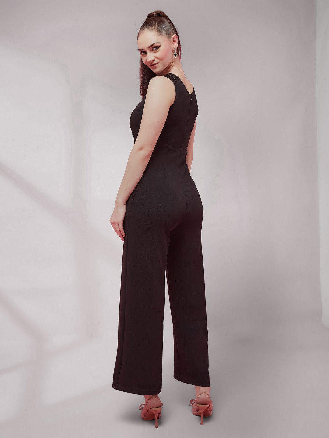 Black Embellished Sweet-heart neck Sleeveless Side Pocketed Polyester Panelled Regular Jumpsuit for Women