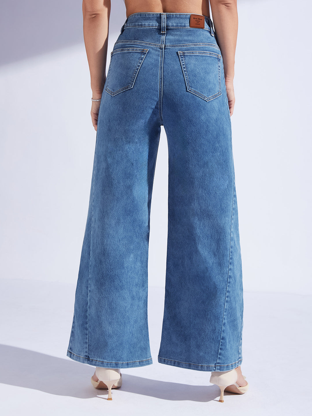 Women's Mid Blue Wide Leg High-Rise Curved Panel Stretchable Denim Jeans
