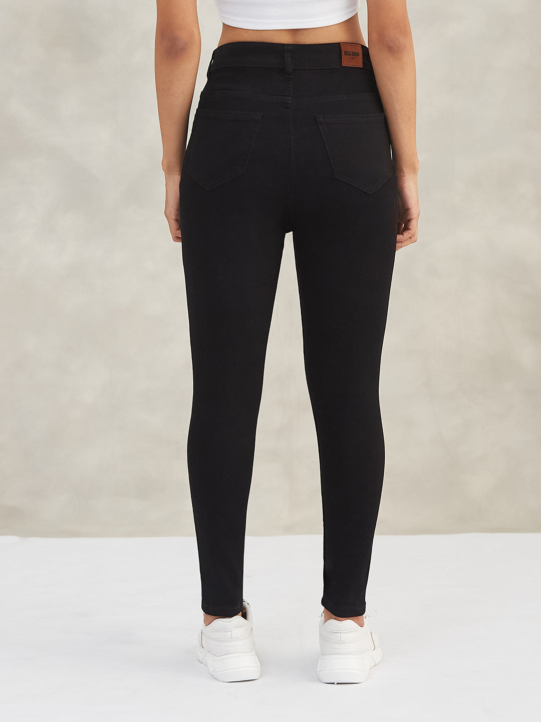 Women's Black Skinny High-Rise Stretchable Denim Jeans
