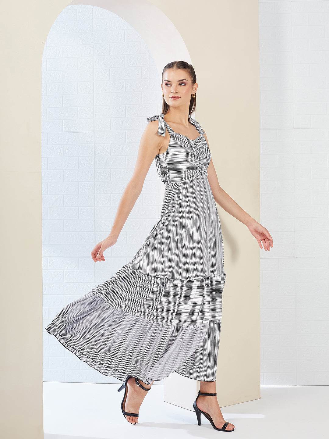 Black & White Striped Sweet-Heart Neck Tie-Up Viscose Rayon Tiered Relaxed Fit Longline Dress for Women