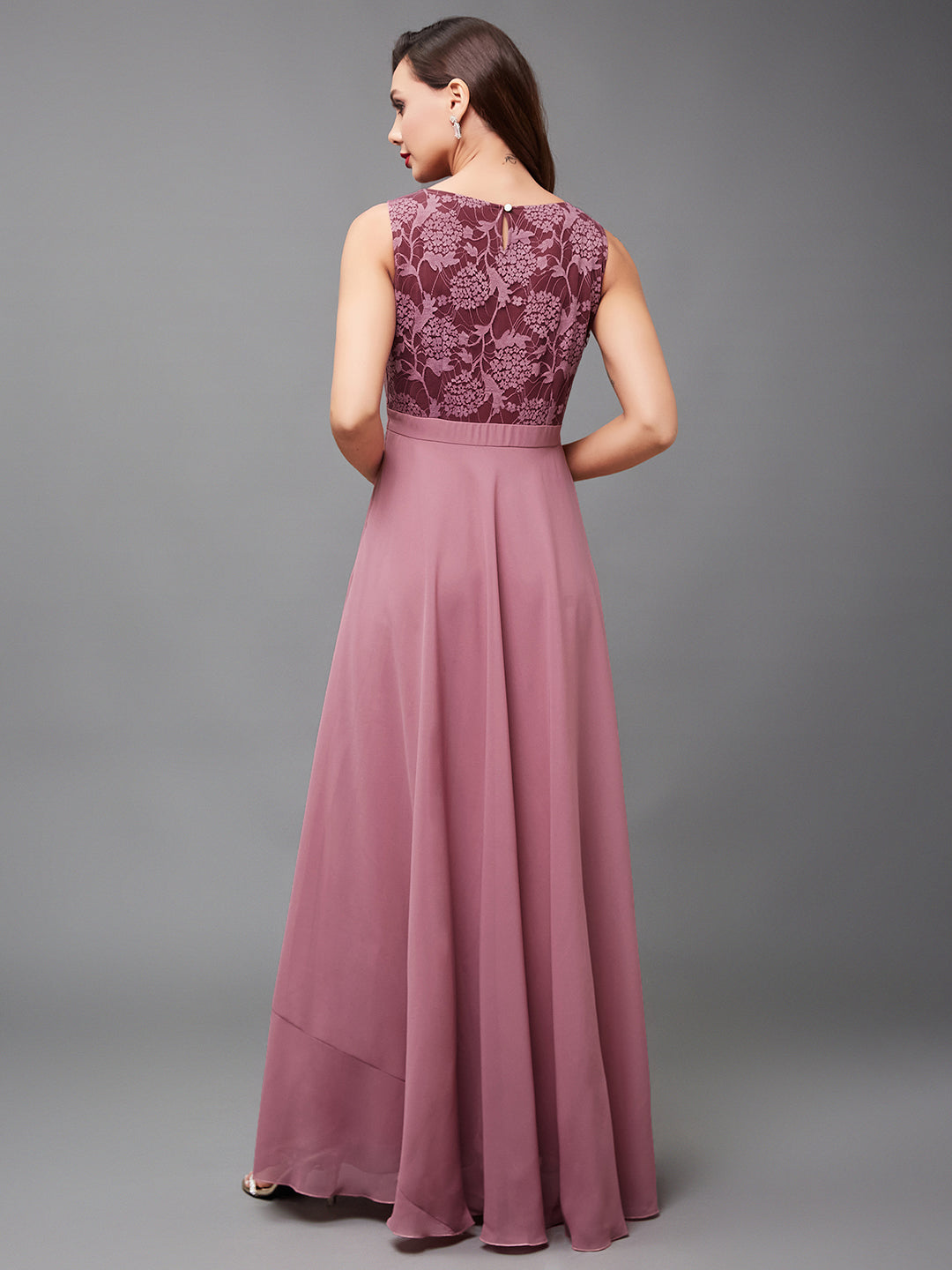 Women's Lavender Round neck Sleeveless Solid Lace Overlaid Maxi Dress