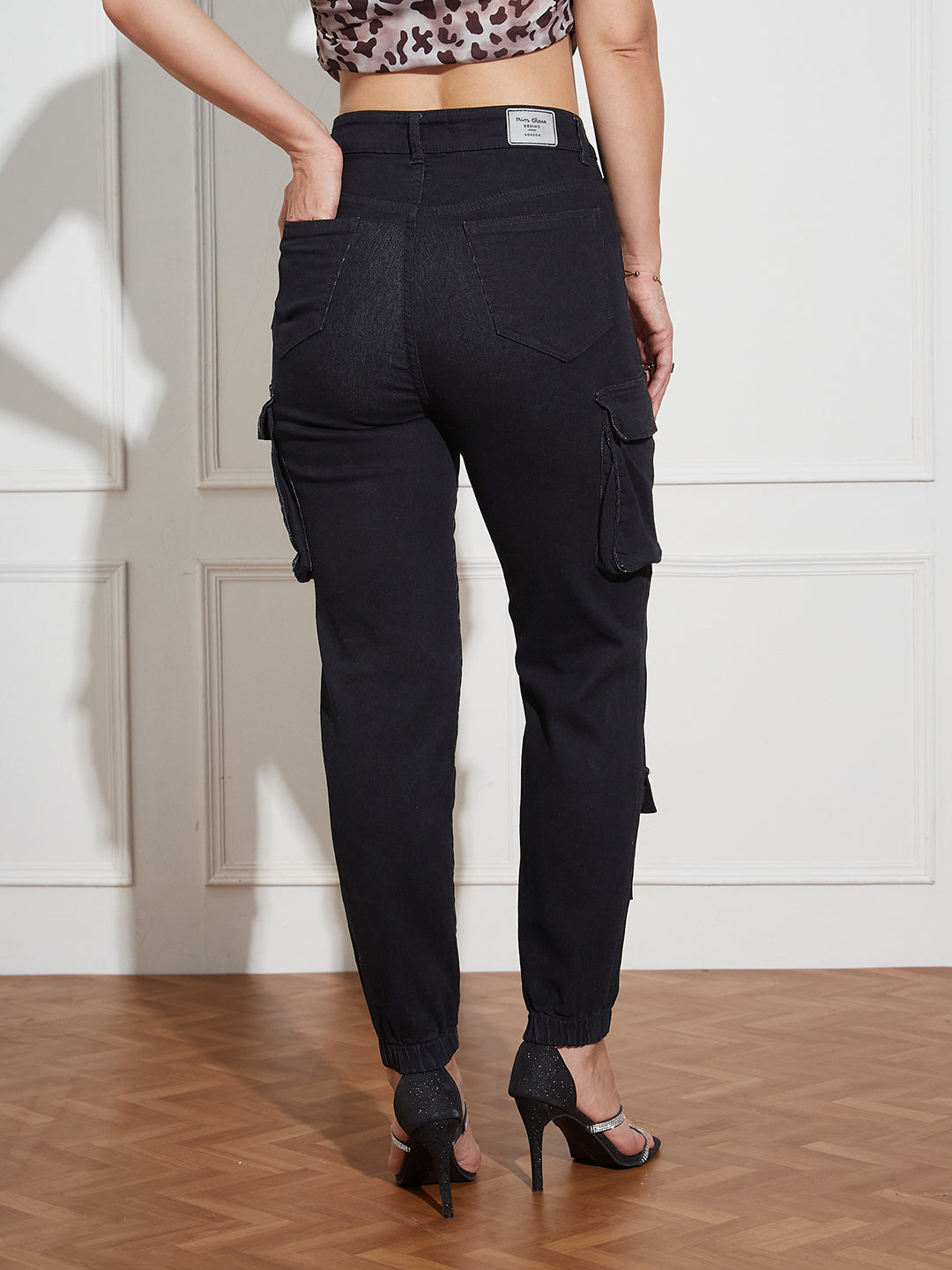 Women's Black Regular High Rise Clean Look Regular Stretchable Denim Joggers