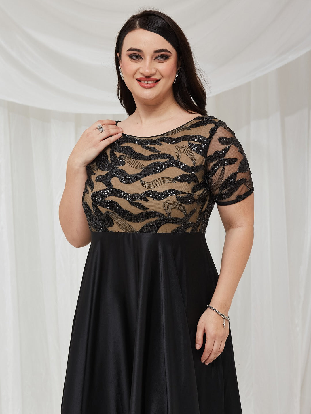Black Boat-Neck Short-Sleeve Abstract Fit & Flare Satin Maxi Dress for Women — Miss Chase A+