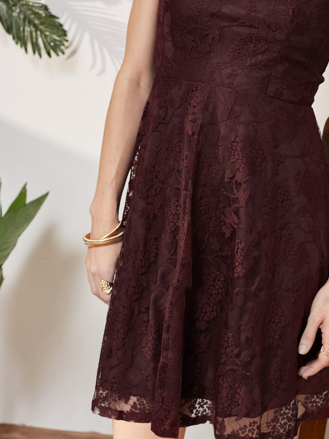 Wine Round Neck Cap Sleeves Lace Knee-Long Skater Dress for Women