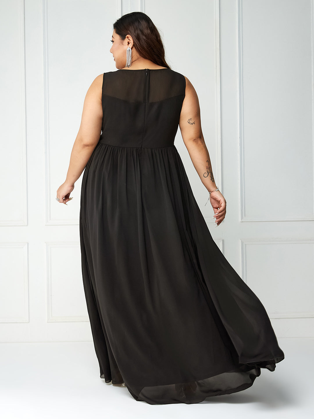 Body Bliss Black Solid Sequin Embroidery Maxi Dress