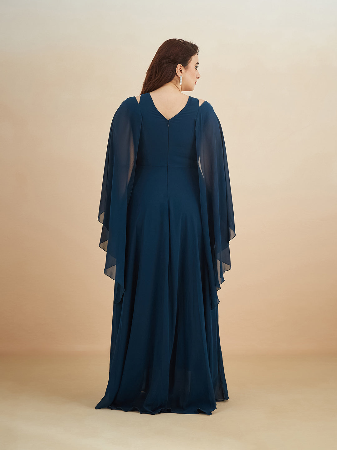 Teal Solid Relaxed Fit Round Neck Sleeveless Maxi Dress for Women — Miss Chase A+