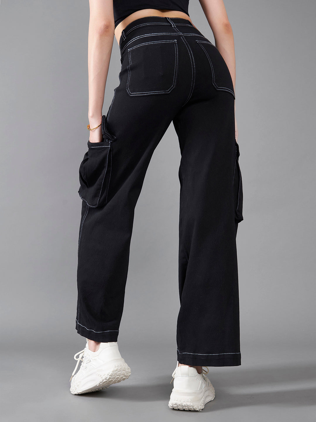 24/7 Comfort Black Wide-Leg High-Rise Stretchable Cargo Denim Jeans