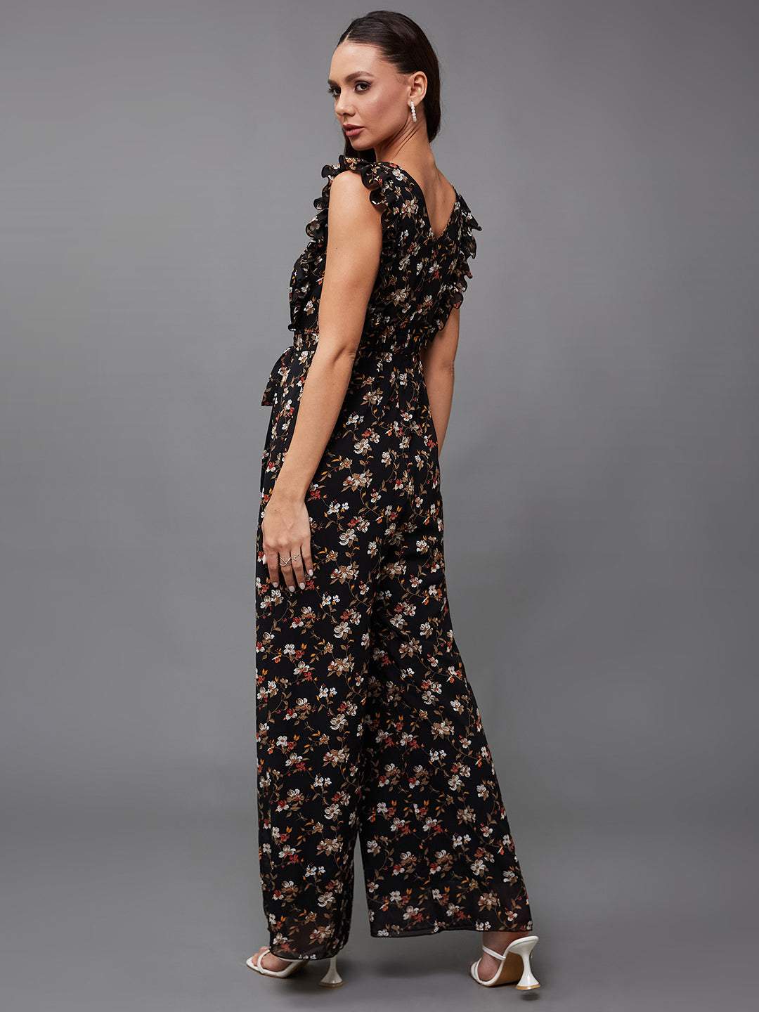 Women's Multicolored-Base-Black Round neck Sleeveless Floral Wide-Leg Regular Jumpsuit