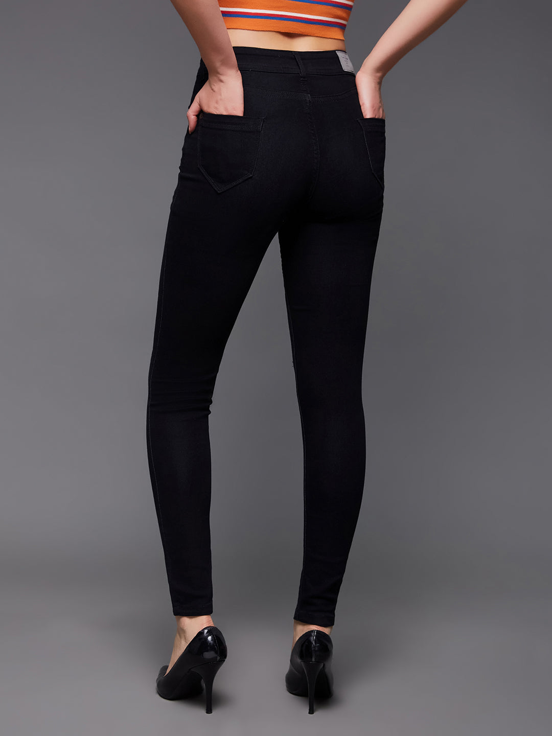 Women's Black Slim-Fit High-Rise Mild-Distressed Ripped Denim Stretchable Jeans