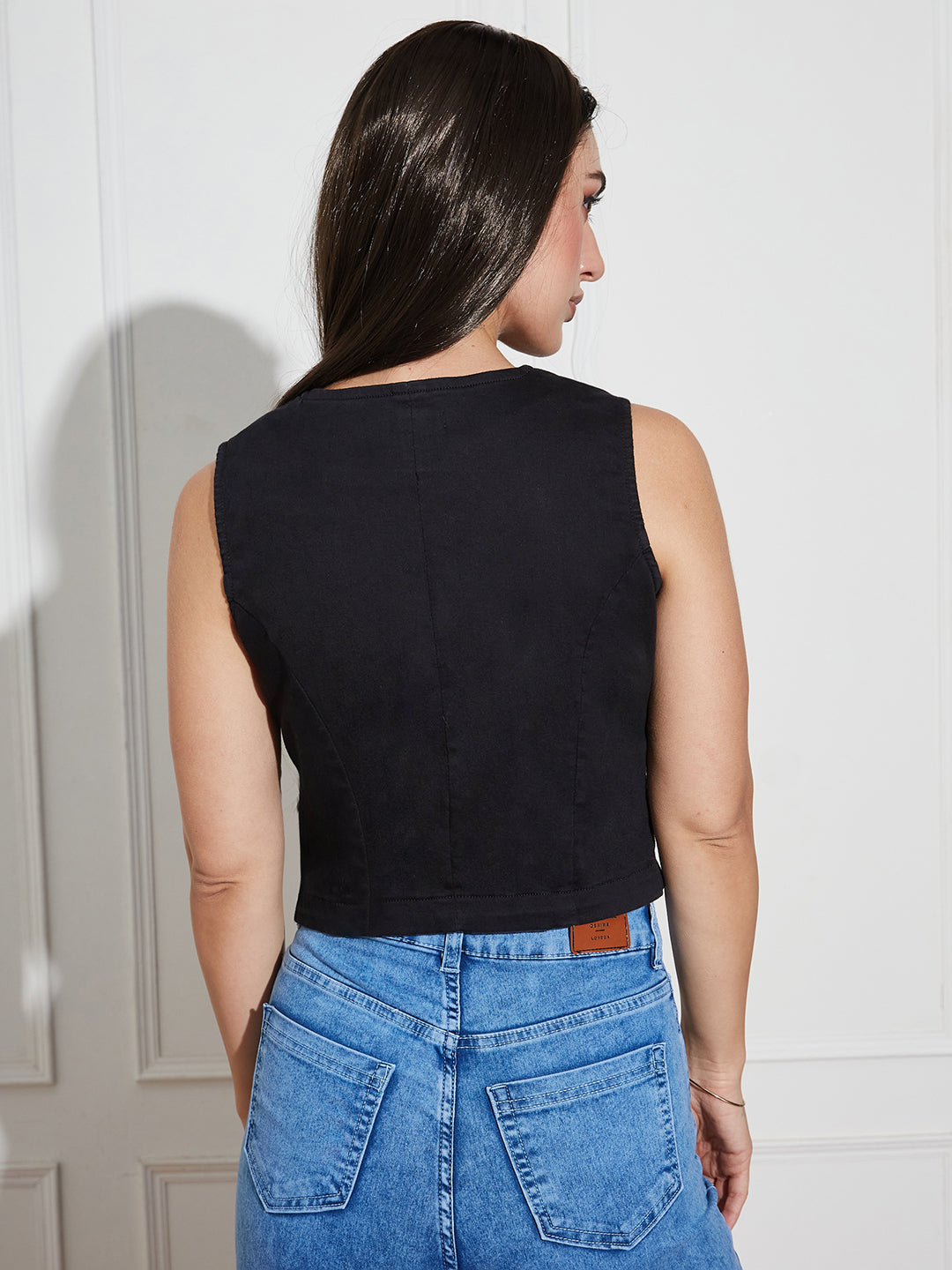 Women's Black V-Neck Sleeveless Solid Waistcoat-Styled Cropped Denim Top