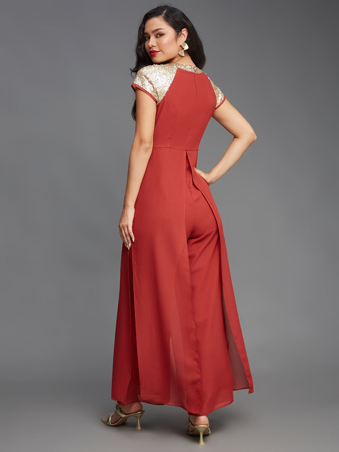 Women's Brick Red Solid Regular-Length Round-Neck Raglan-Short Sleeves Sequin Panel Layered Embellished Polyester Jumpsuit