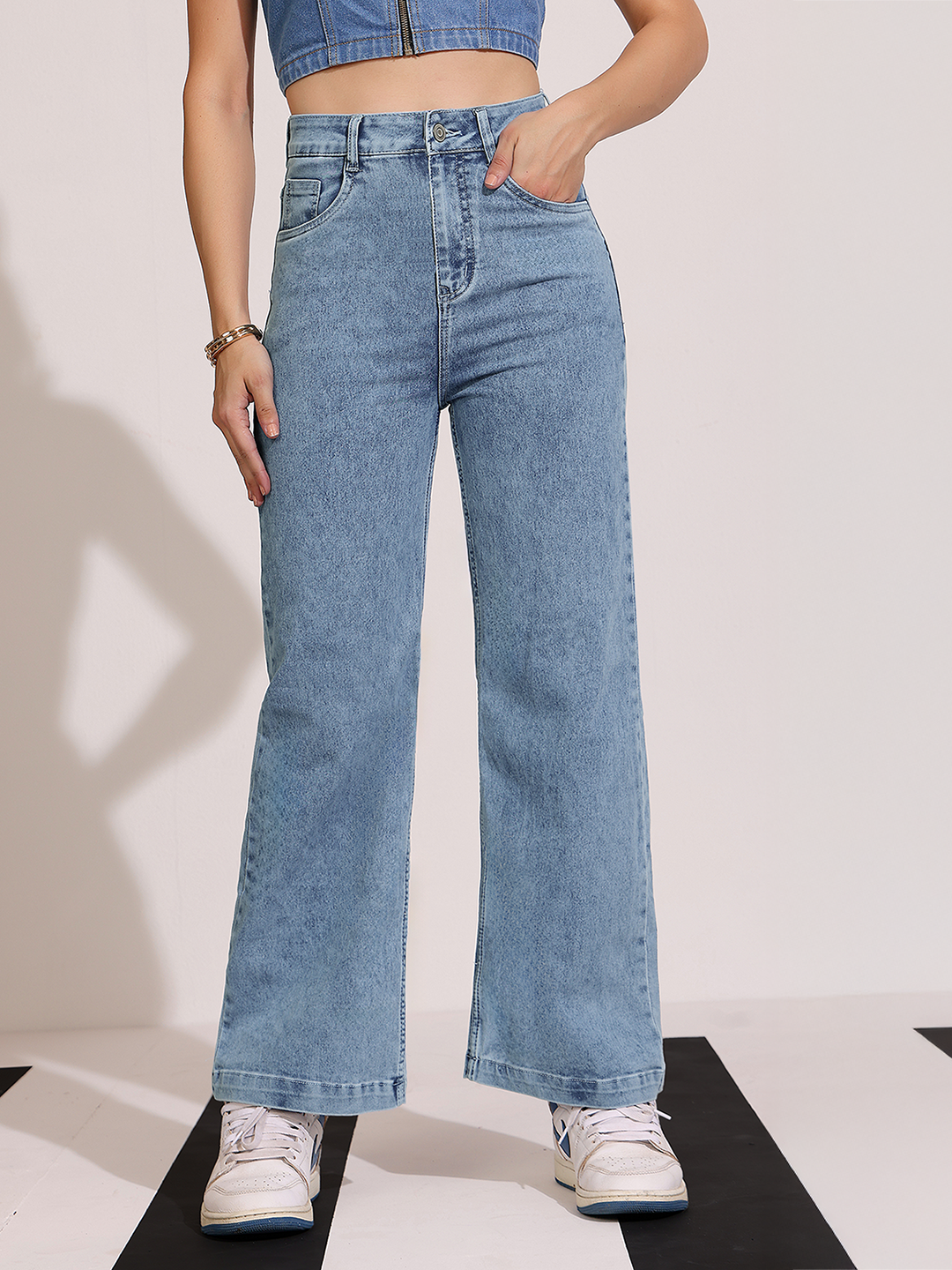 Women's Light Blue Wide-Leg High Rise Clean Look Regular Stretchable Denim Jeans