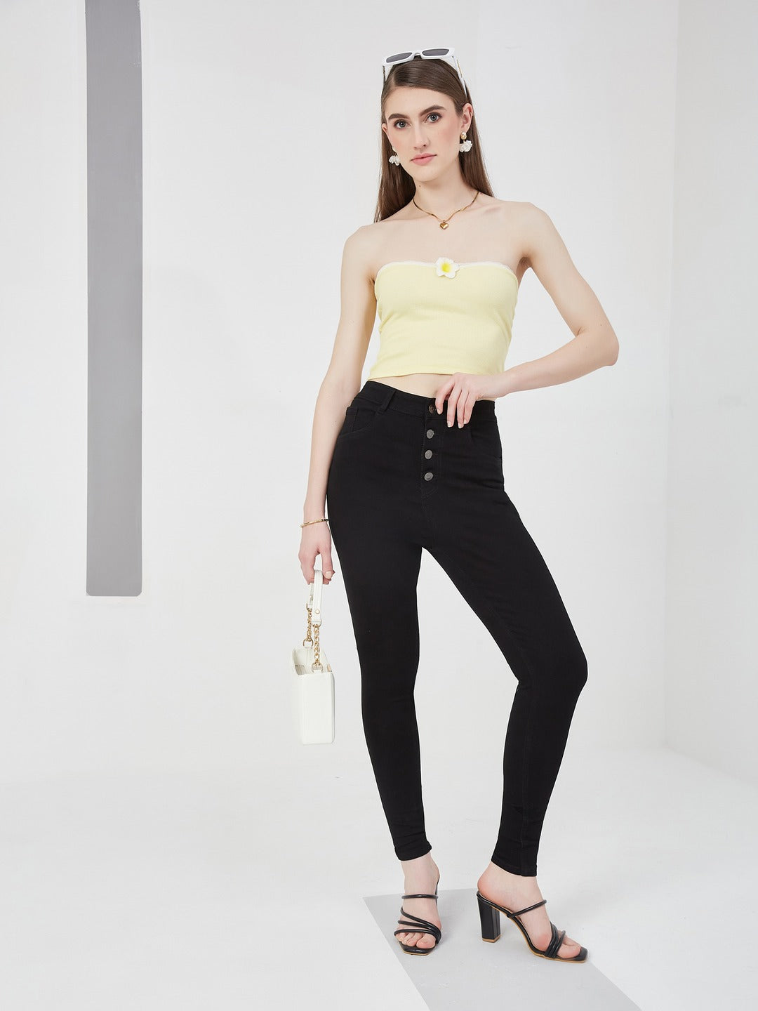Black Skinny Fit high-rise Stretchable Denim Jeans for Women