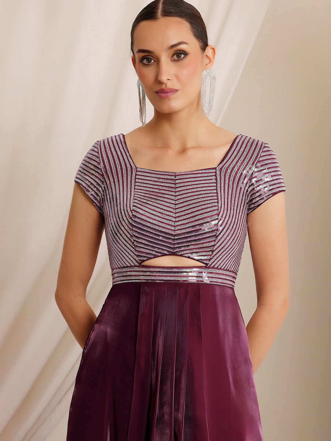Women's Dark Purple Sweetheart Short Sleeve Embellished Pleated Satin Maxi Dress
