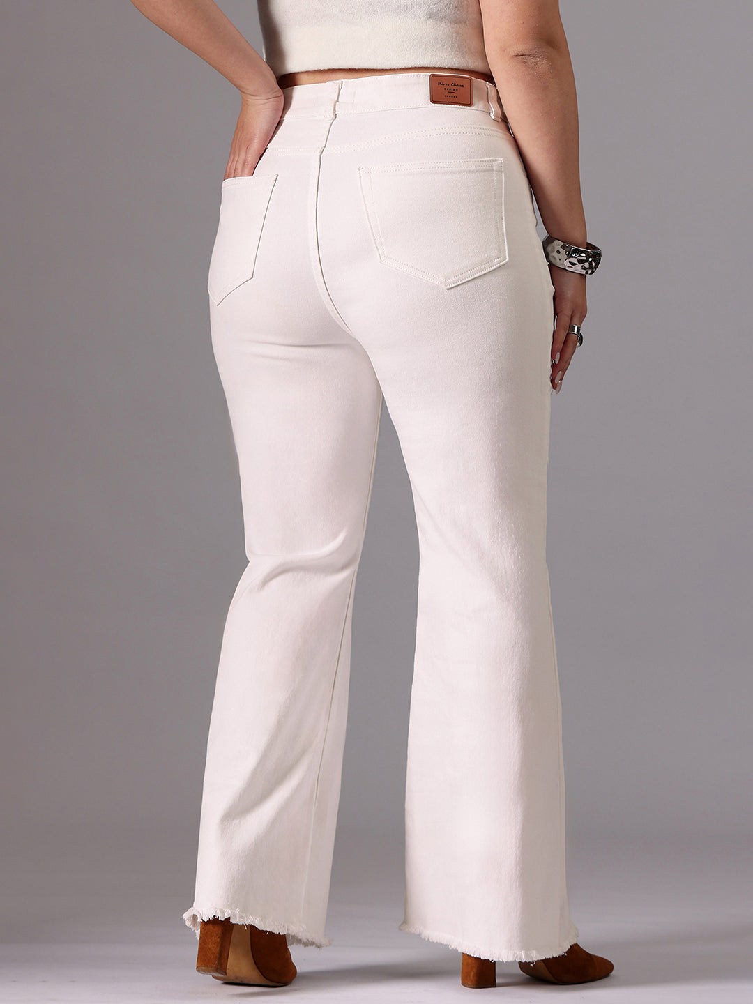 Women's White Bootcut High-Rise Clean-Look Stretchable Denim Jeans