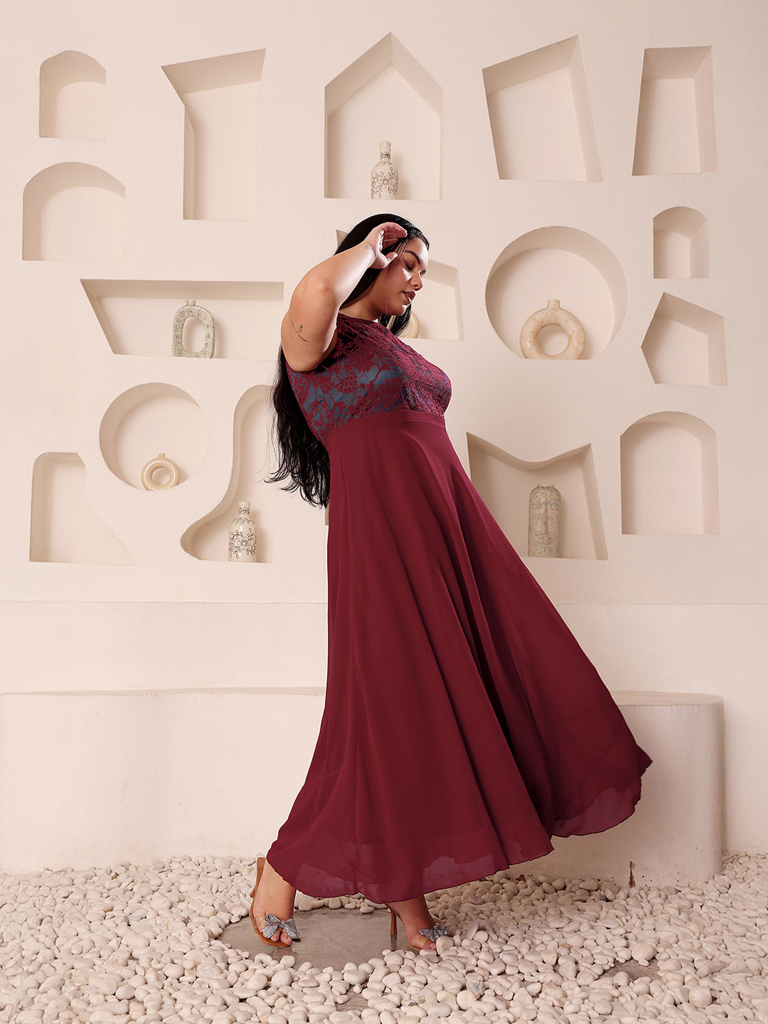 Body Bliss Maroon & Teal Boat Neck Sleeveless Self-Design Lace-Overlaid Maxi Dress