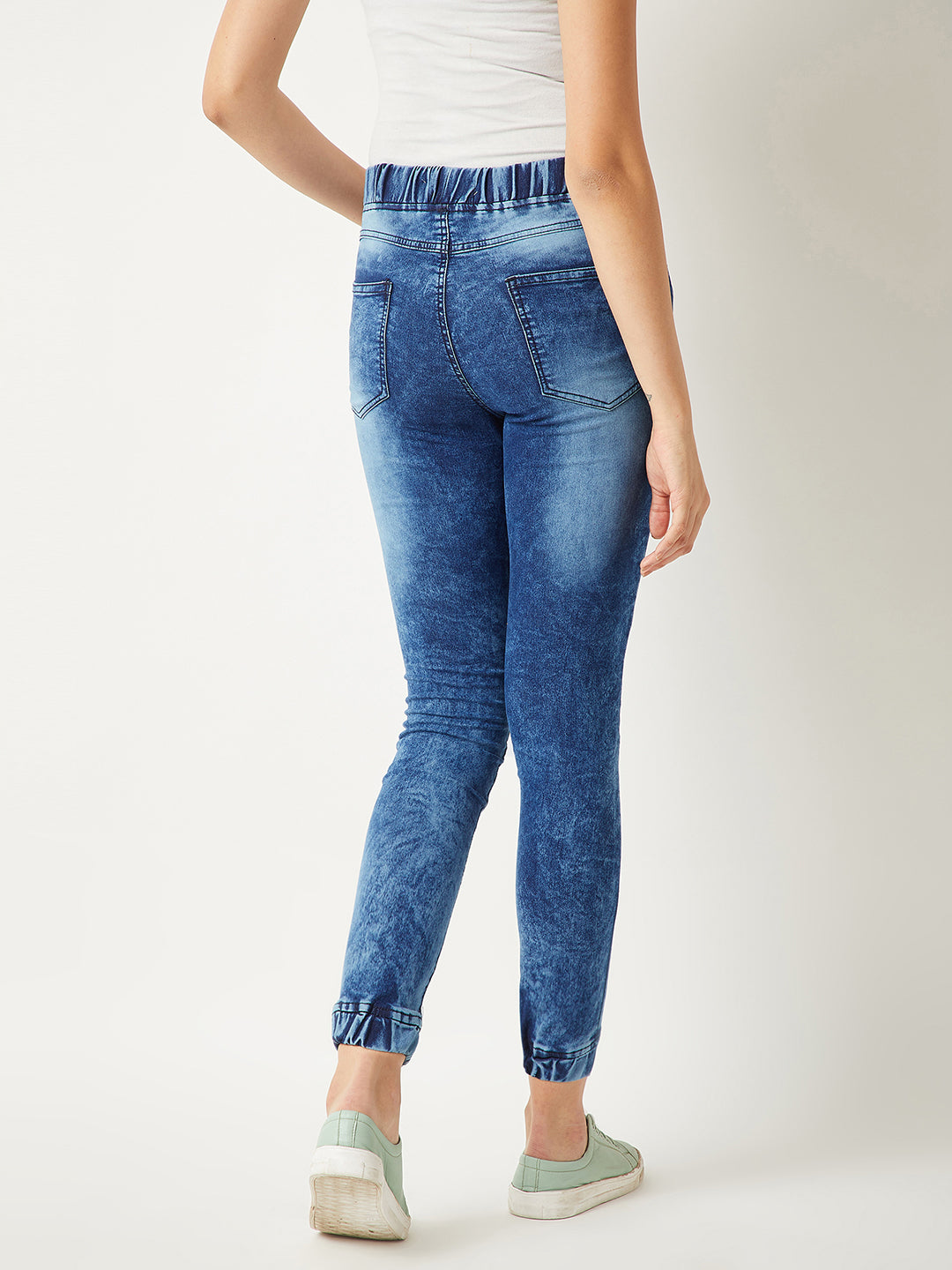Women's Blue Relaxed Fit Mid Rise Regular Length Ice Wash Stretchable Denim Joggers