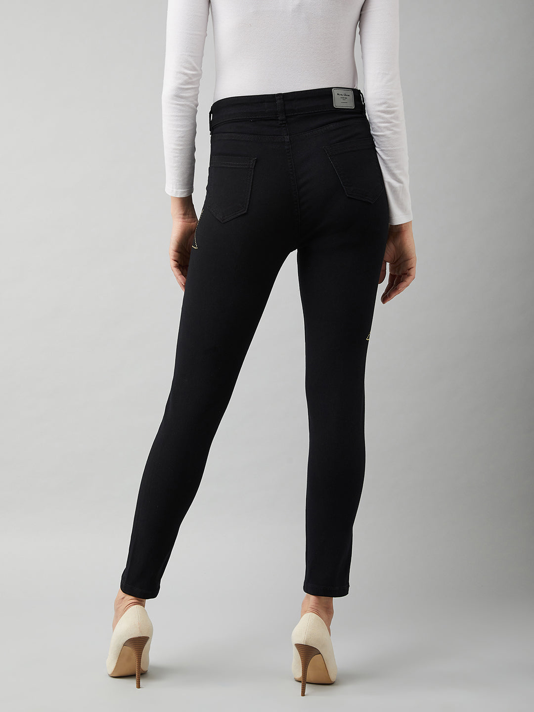 Women's Black Cotton Skinny-Fit Relaxed High-Rise Stretchable Denim Jeans