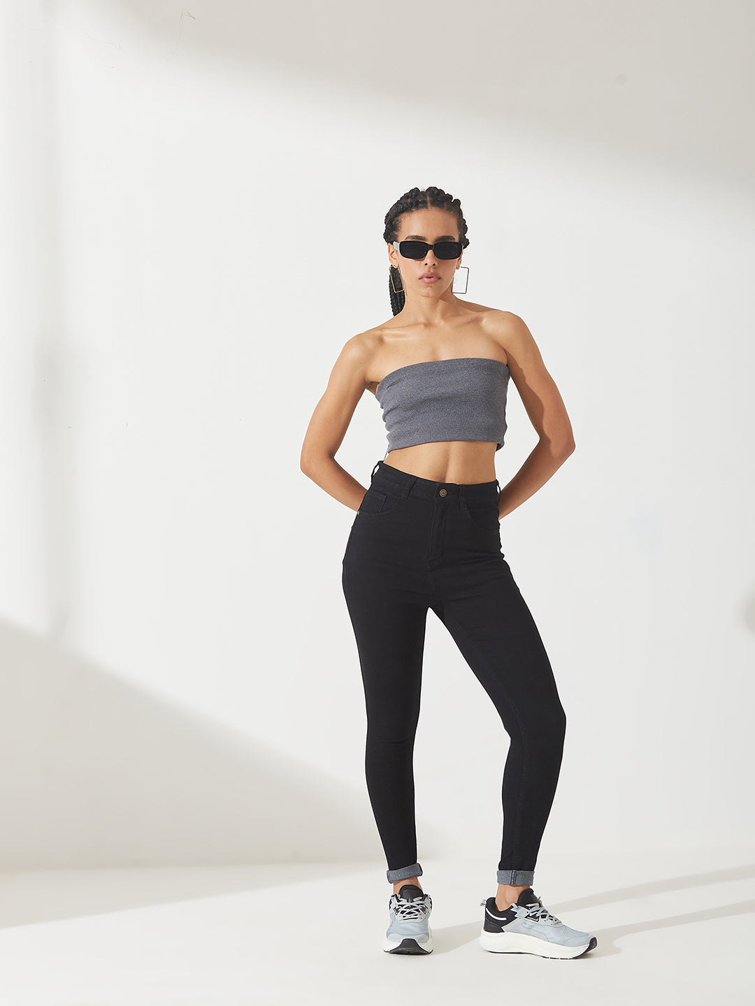 Women's Black Skinny High-Rise Stretchable Denim Jeans