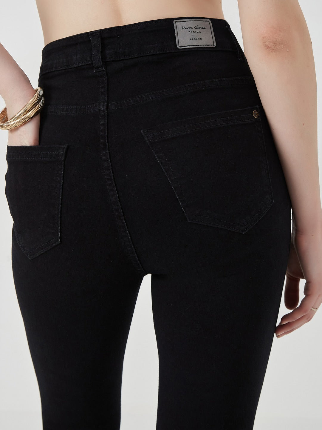 Black Skinny Fit high-rise Stretchable Denim Jeans for Women