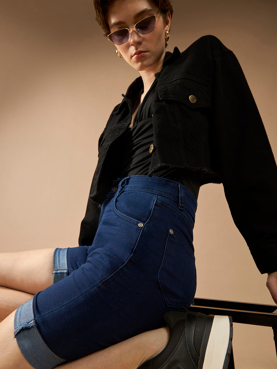 Women's Navy Blue Skinny High-Rise Clean-Look Regular Length Stretchable Denim Shorts