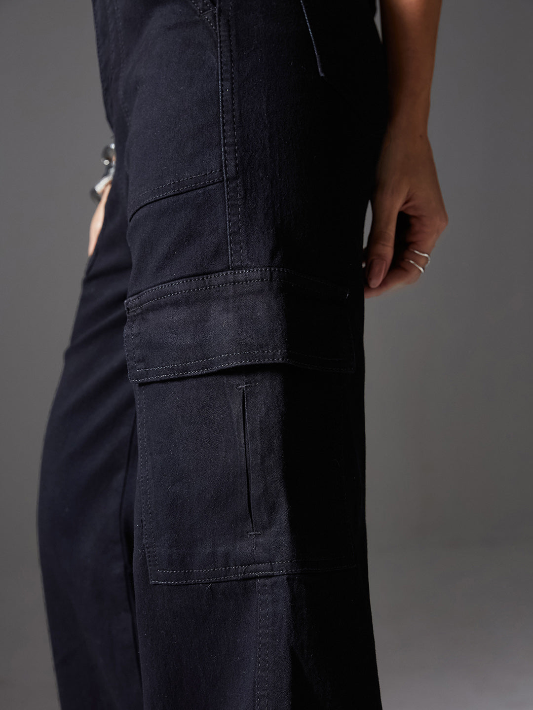 24/7 Comfort Black Wide-Leg High-Rise Stretchable Denim Cargo Jeans