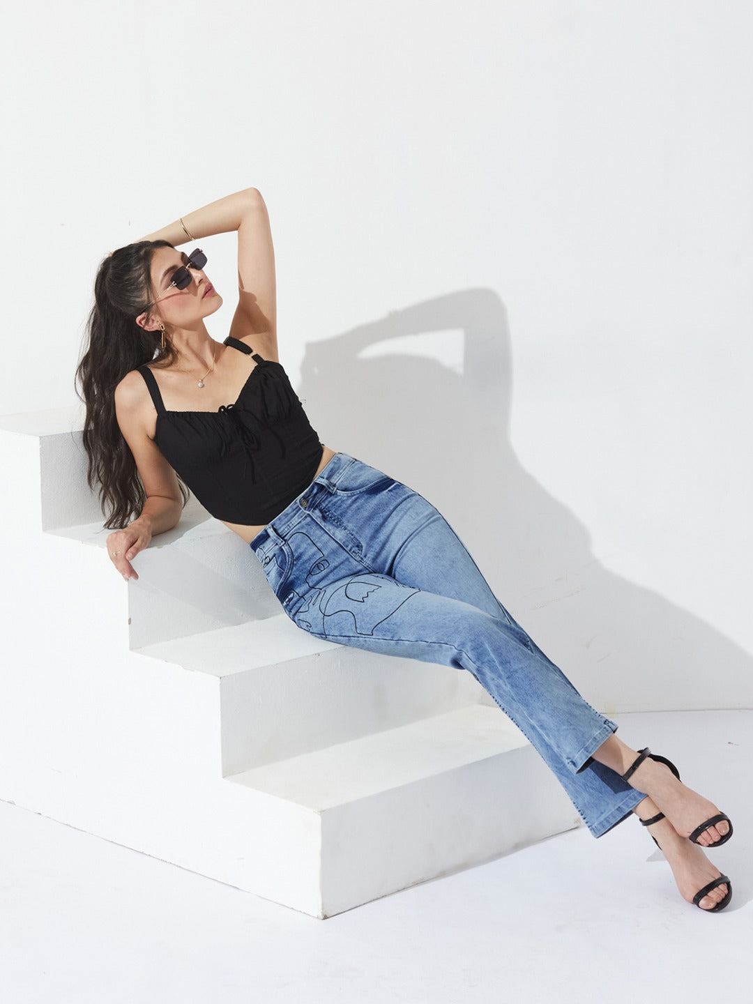 Light Blue Mom Fit high-rise Hand Painted Heavy Wash Stretchable Denim Jeans for Women