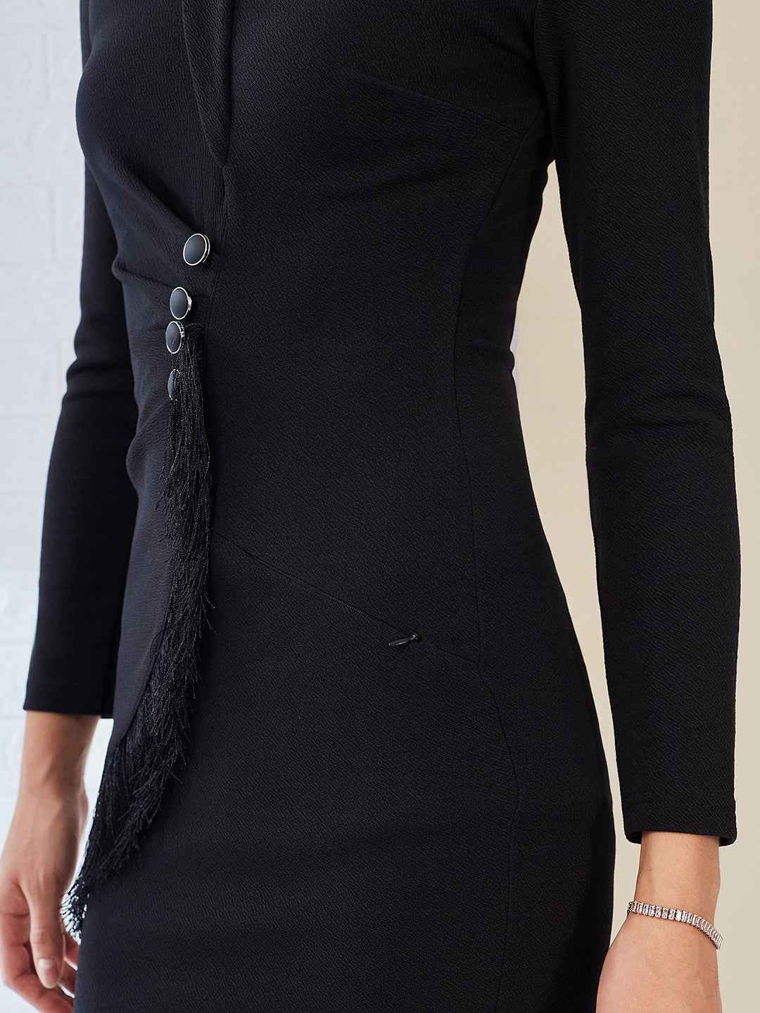 Black Solid Collared Neck Full Sleeve Polyester Bodycon Knee Length Dress for Women