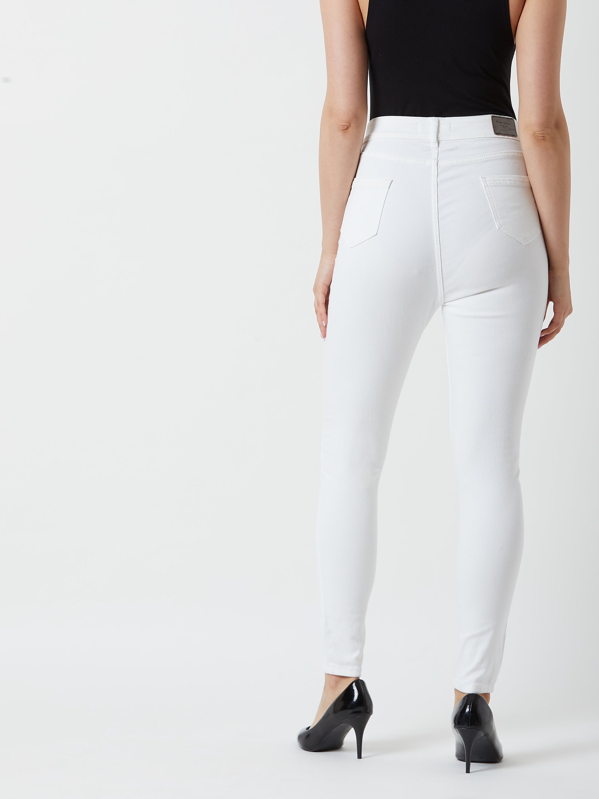 24/7 Comfort White Skinny-Fit High-Rise Stretchable Bleached Denim Jeans