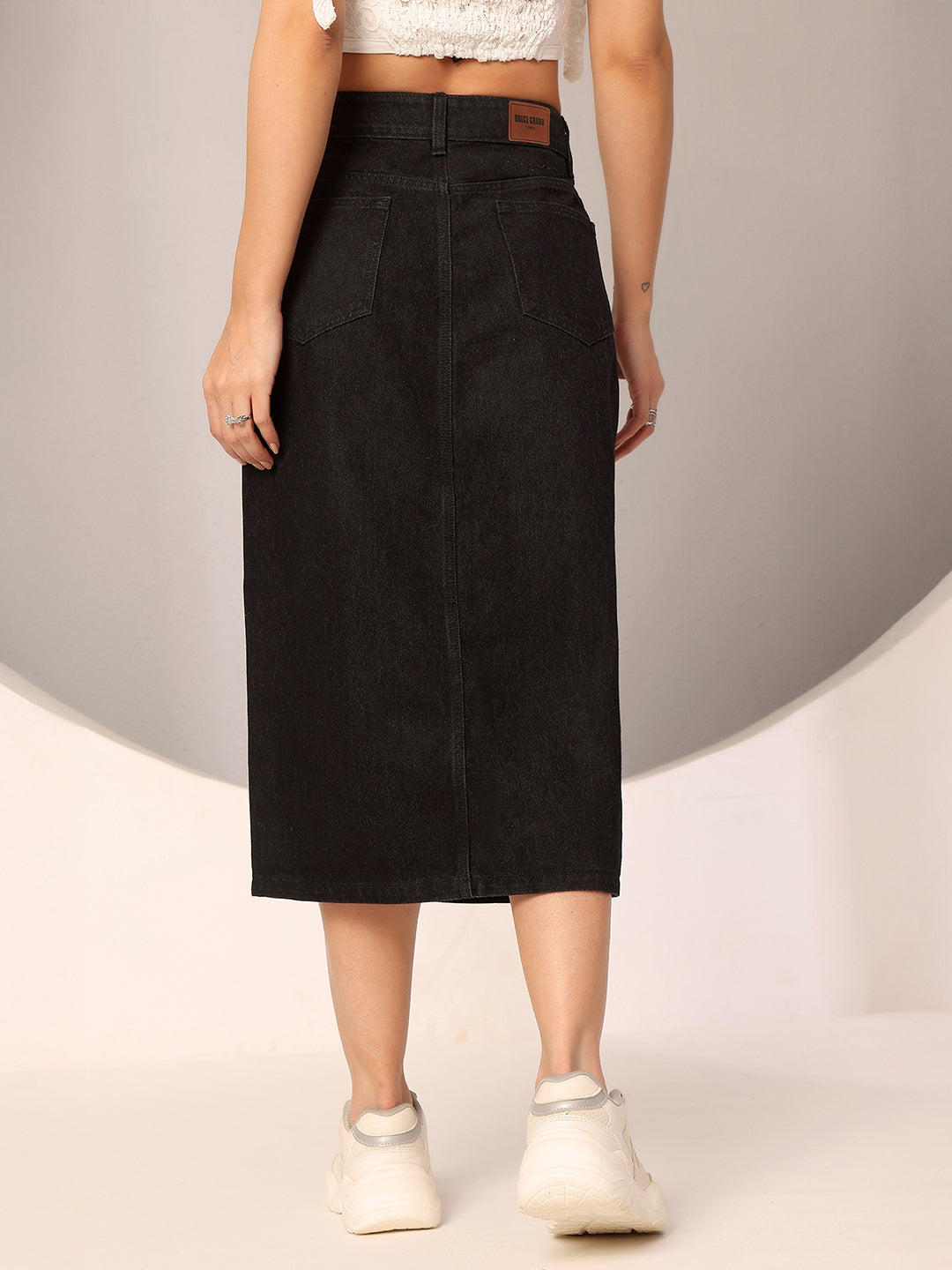 Black Straight-Fit High-Rise Clean-Look Stretchable Denim Midi Skirt for Women