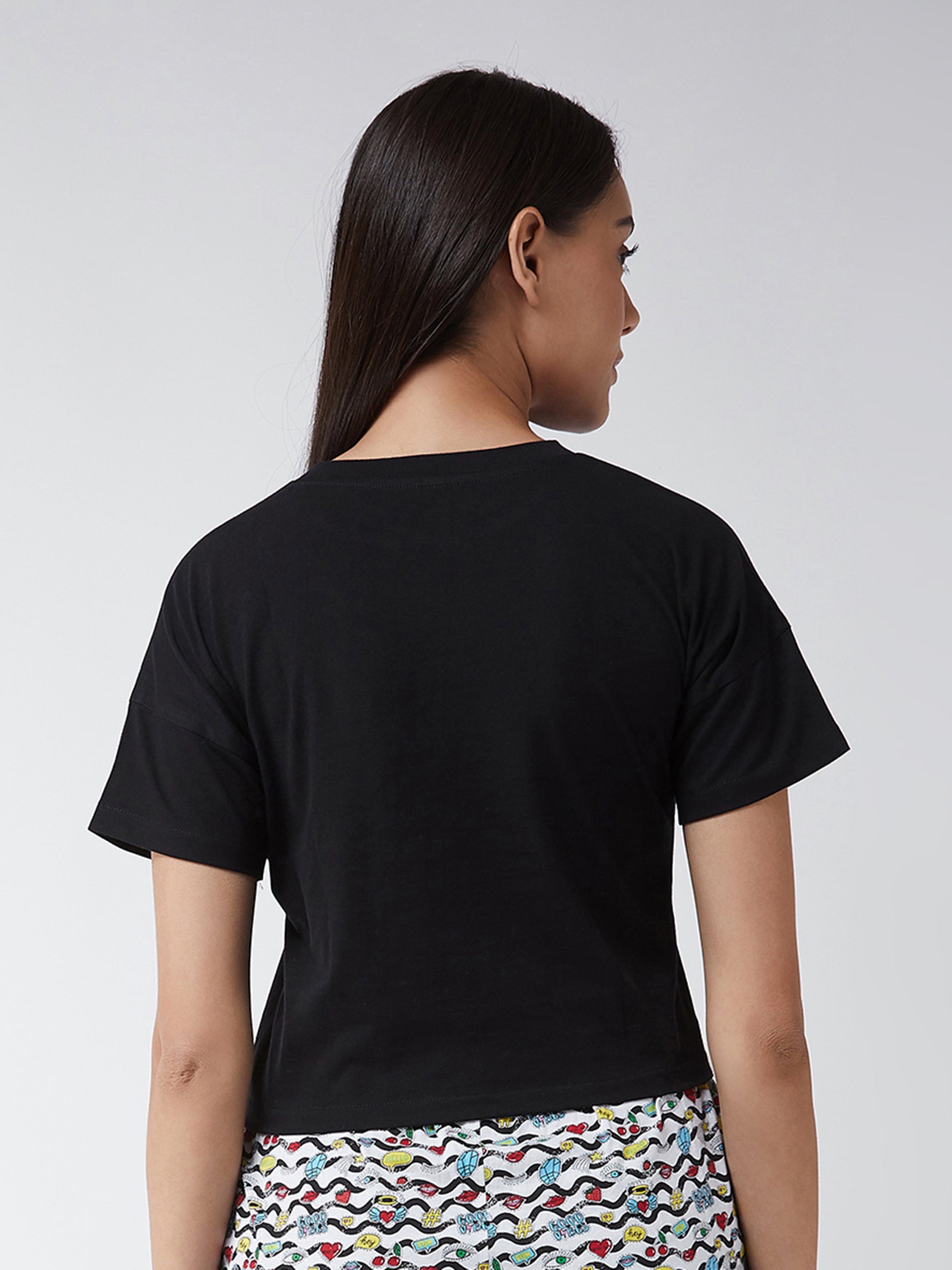 Women's Black Cropped Solid T-shirt