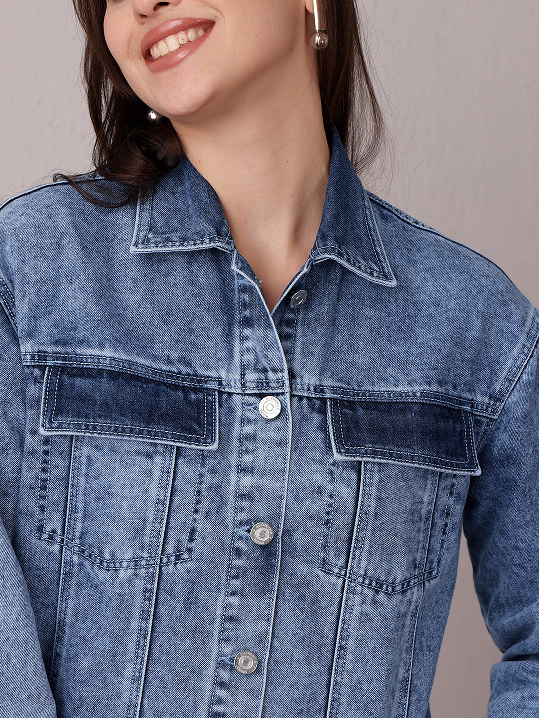 Women's Light Blue Collared Full Sleeve Solid Classic Regular Length Denim Jacket