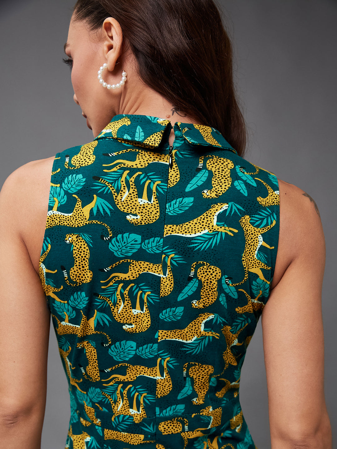 Women's Multicolored-Base-Teal Shirt Collar Sleeveless Animal-Printed Wrap-Styled Regular-Length Cotton Jumpsuit