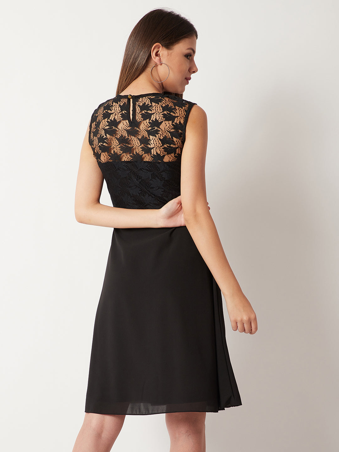 Women's Black Round Neck Sleeveless Solid Paneled Lace And Pearl Detailing Knee Length Skater Dress