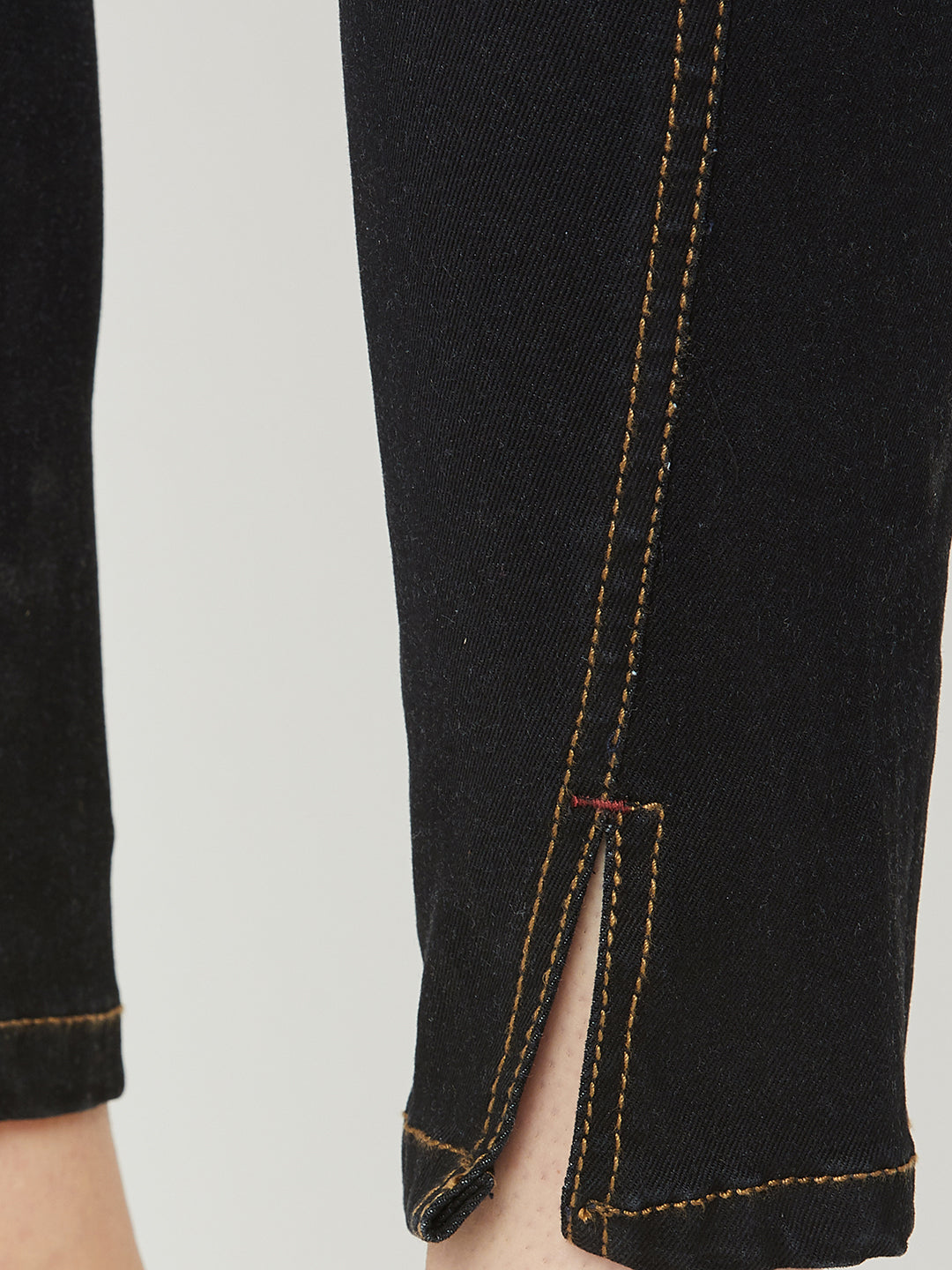 Women's Black Skinny High-Rise Side-Slit Solid Ankle Length Stretchable Denim Jeans