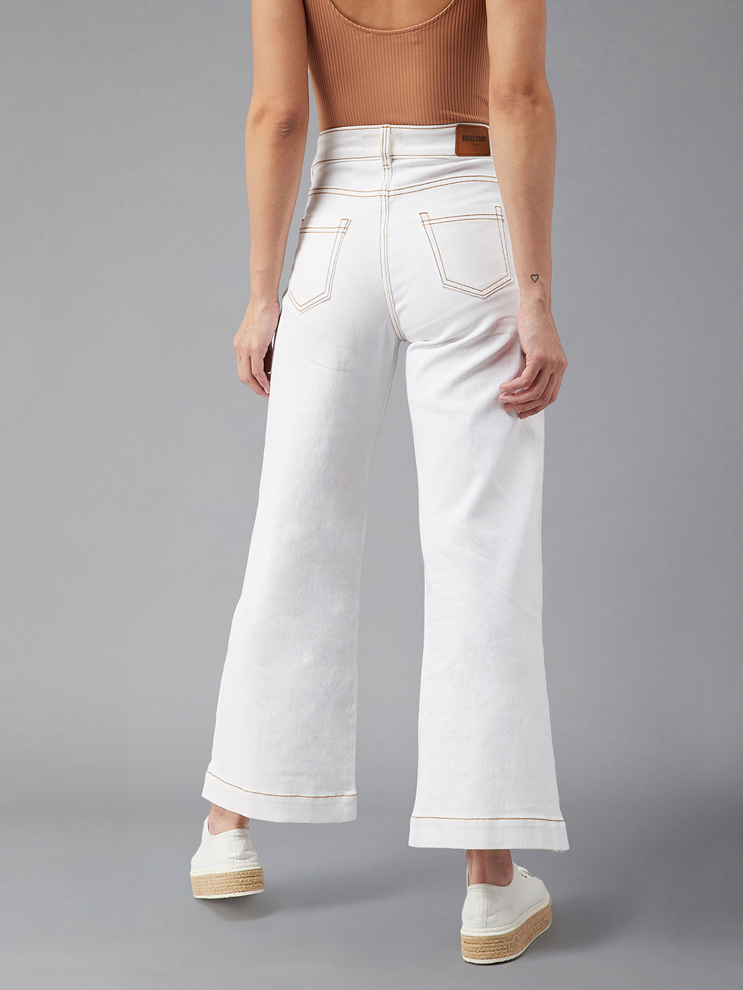24/7 Comfort White Flared Mid-Rise Ankle length Stretchable Denim Jeans