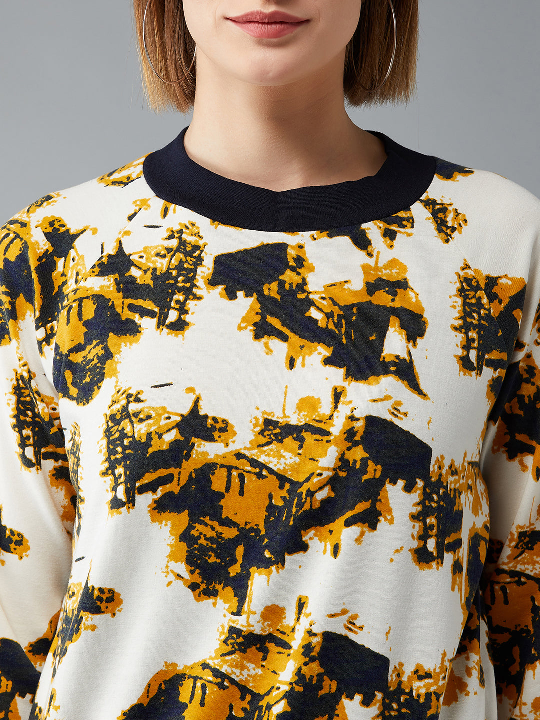 Women's Multicolored-Base-White Round Neck Full Sleeves Abstract Raglan Regular Length Sweatshirt