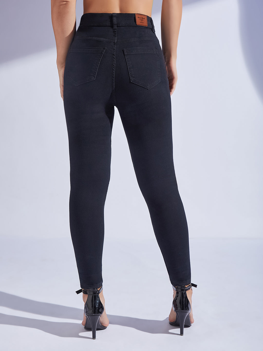 Women's Black Skinny Fit High-Rise Regular Stretchable Denim Jeans