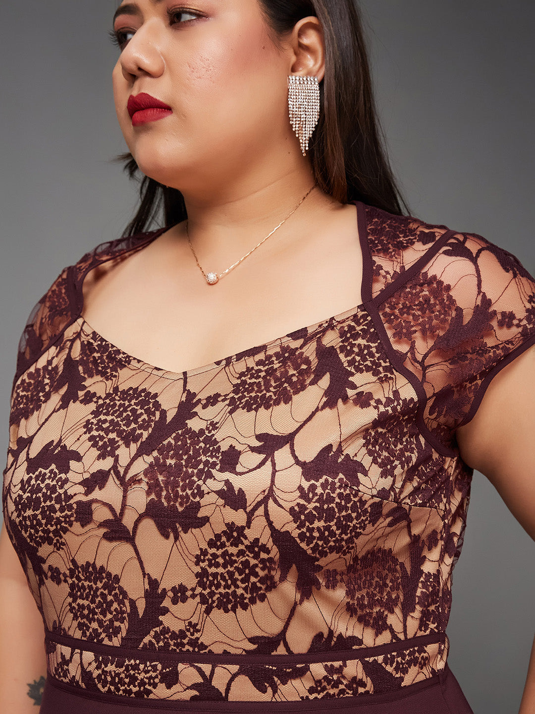 Body Bliss Wine & Beige Floral Lace Overlaid Fit & Flare Paneled Maxi Dress