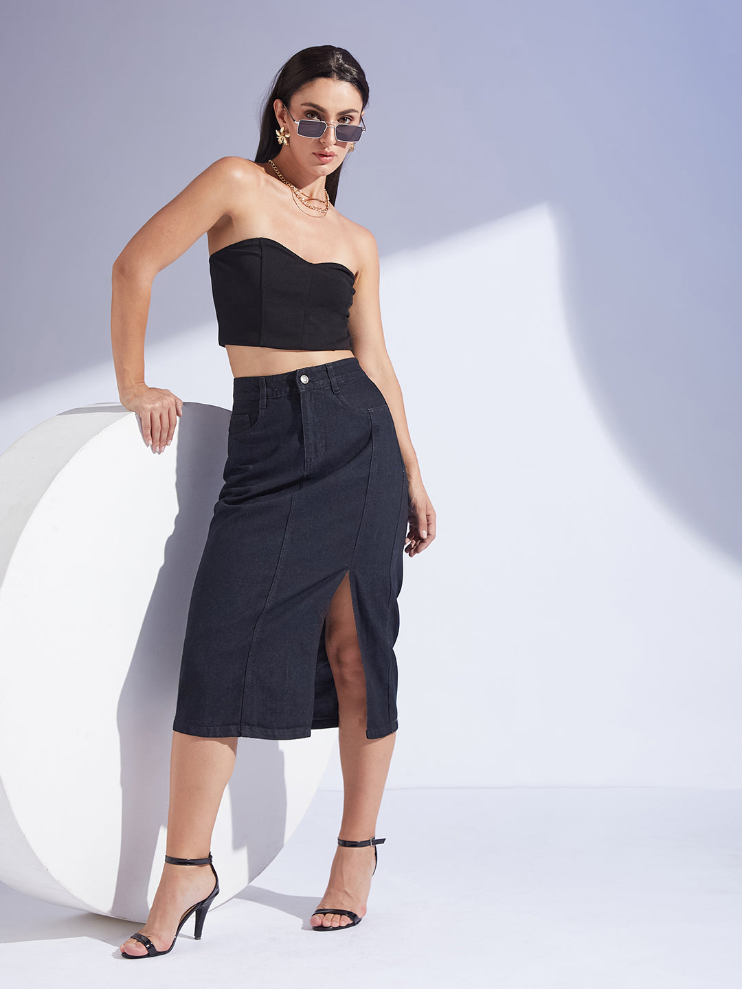 Women's Black Straight-Fit High-Rise Stretchable Denim Midi Skirt