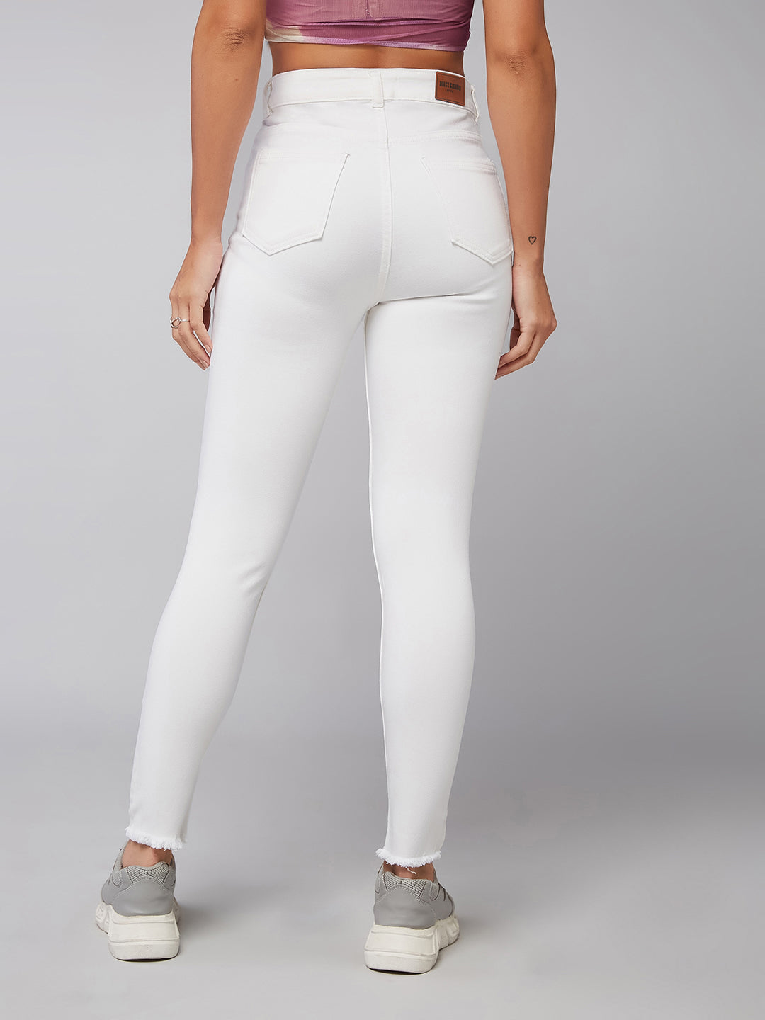 CHASEstretch™ White Skinny Mid-Rise Bleached Side-Slit Denim Jeans