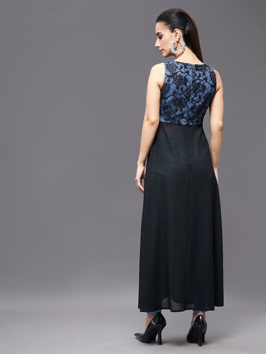 Women'S Black Boat Neck Sleeveless Self Design Lace Overlaid Polyester Maxi Top