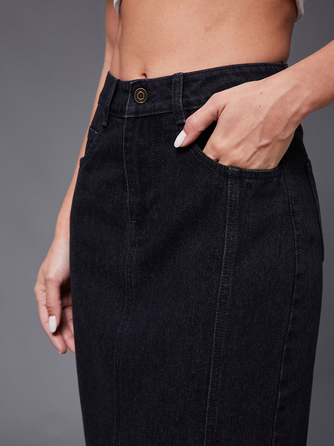Black Straight-Fit High-Rise Stretchable Denim Midi Skirt for Women