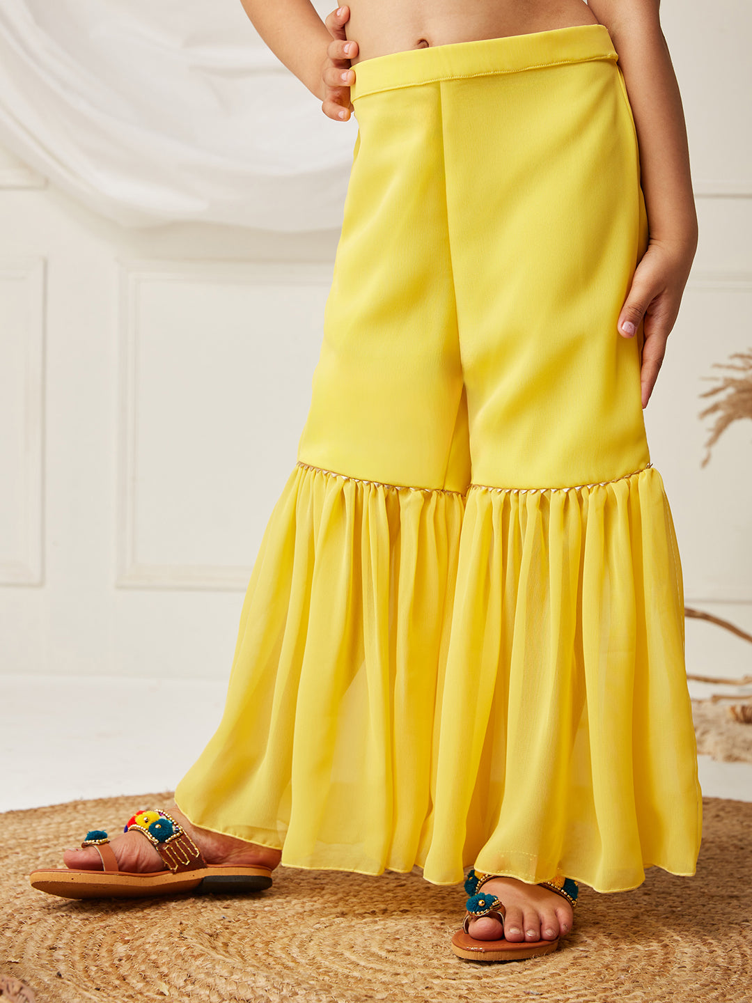 Multicolored-Base-Yellow Round Sleeveless Embellished Short-Sleeve Regular-Length Kurta Set