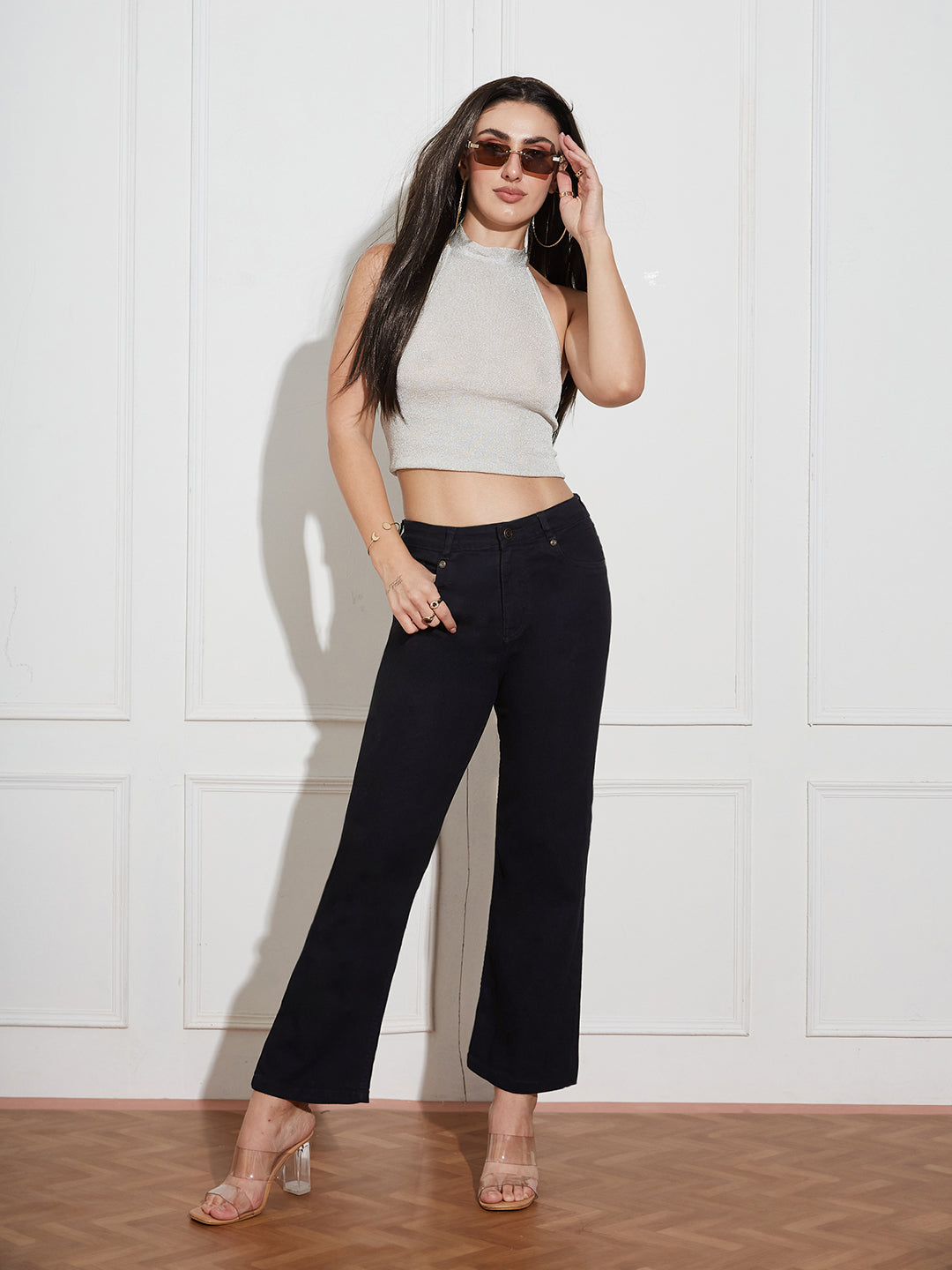 Black Straight-Fit Mid Rise Clean Look Cropped Stretchable Denim Jeans for Women