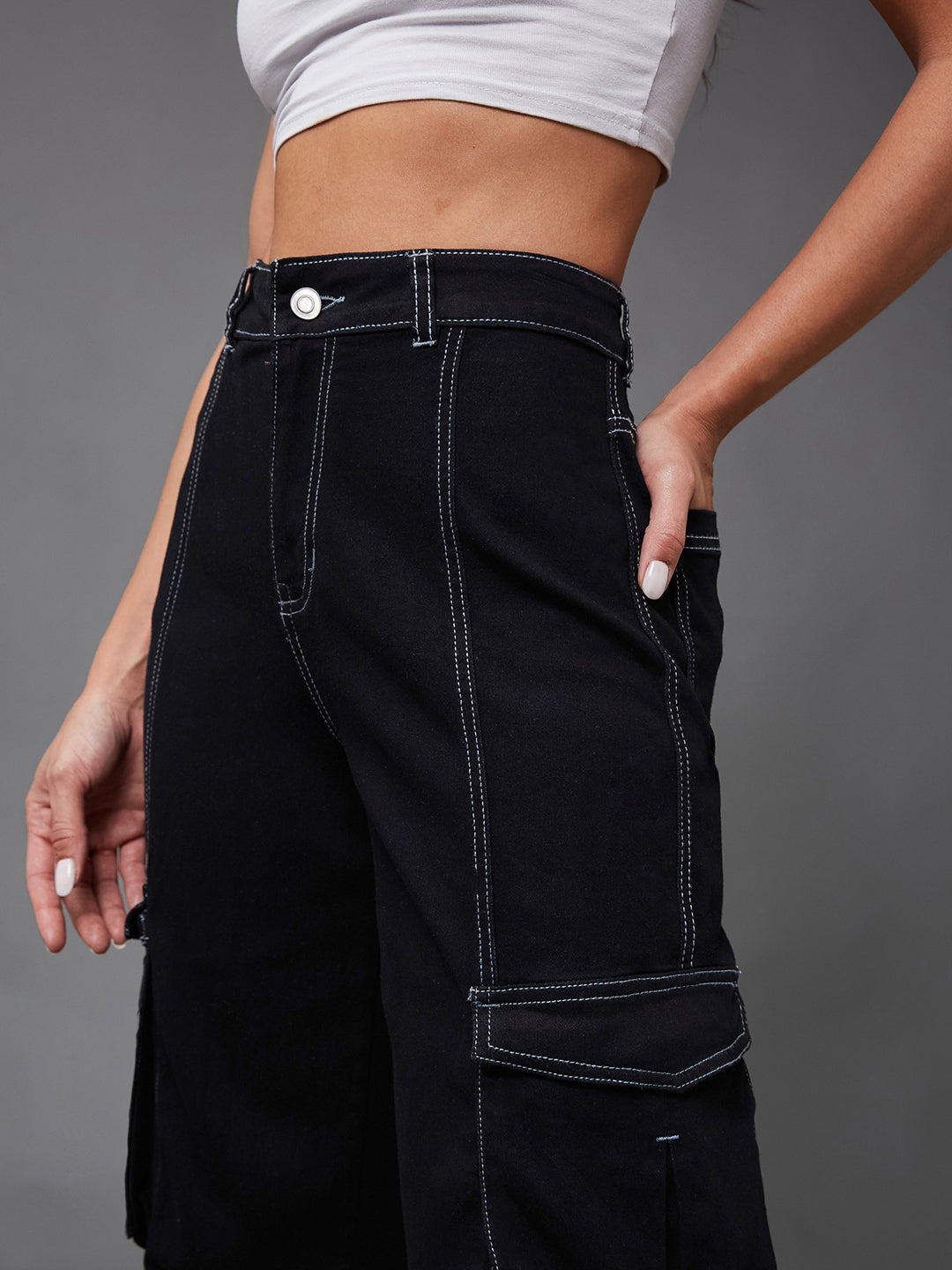 24/7 Comfort Black Wide-Leg High-Rise Stretchable Cargo Denim Jeans